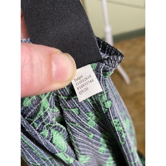 Who What Wear Floral Print Puff Sleeve Stretch Blouse in Midnight Foilage Size M - Picture 9 of 11